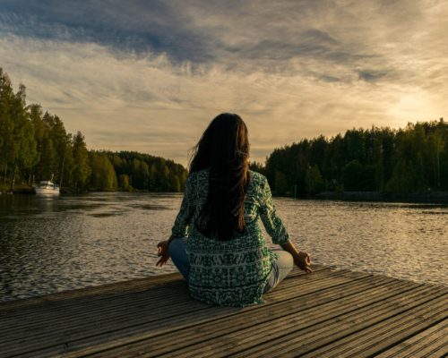 Living a mindful life with meditation - YOUTOHEALTHY